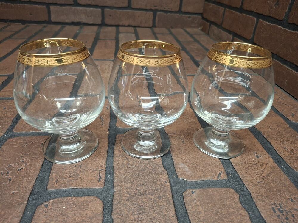 Vintage Pasabahce Circleware Turkey Art Of Glasses Set Of 3 Wine Glasses
